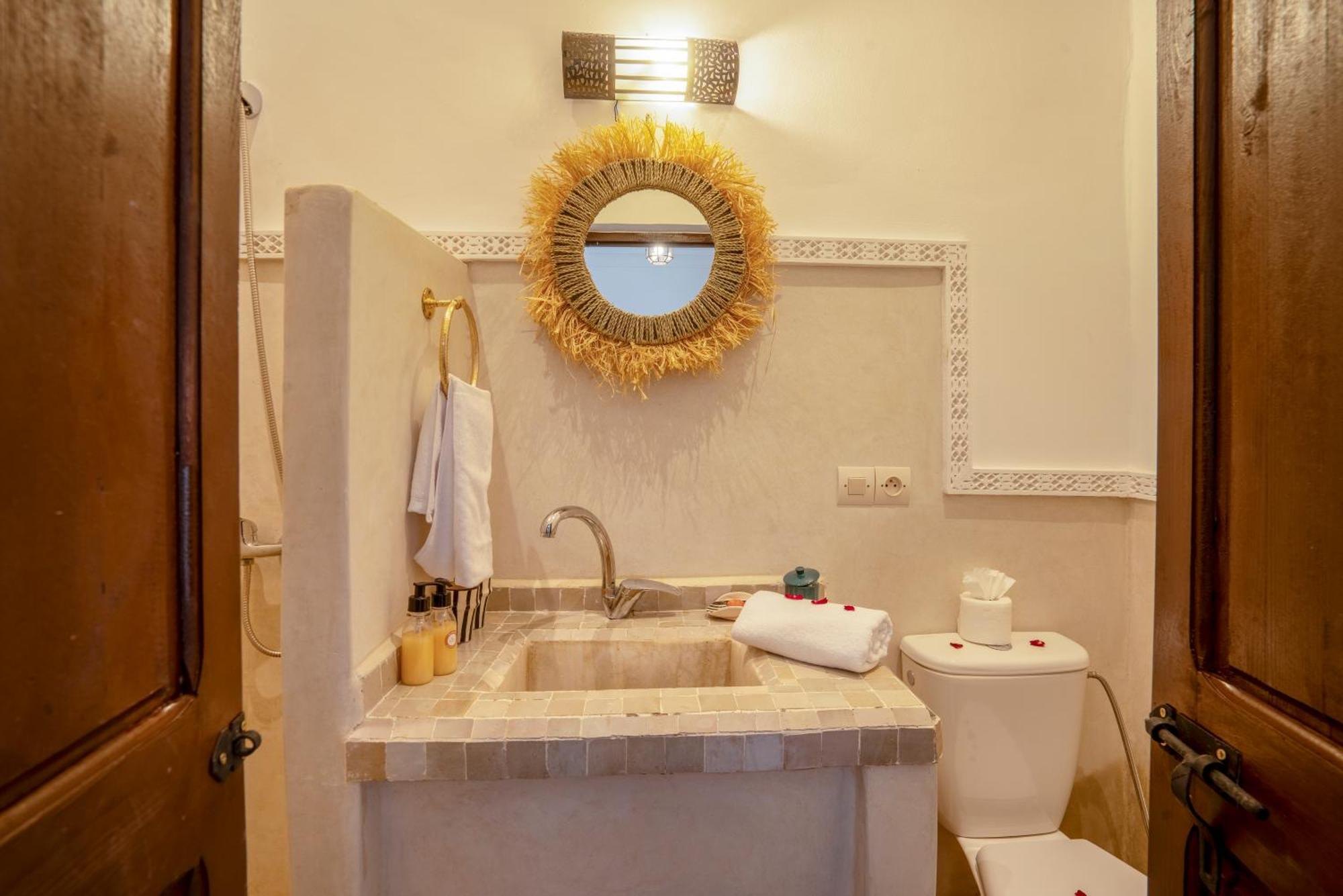 Riad Tzizwit Boutique Hotel & Spa มาร์ราเกช ภายนอก รูปภาพ