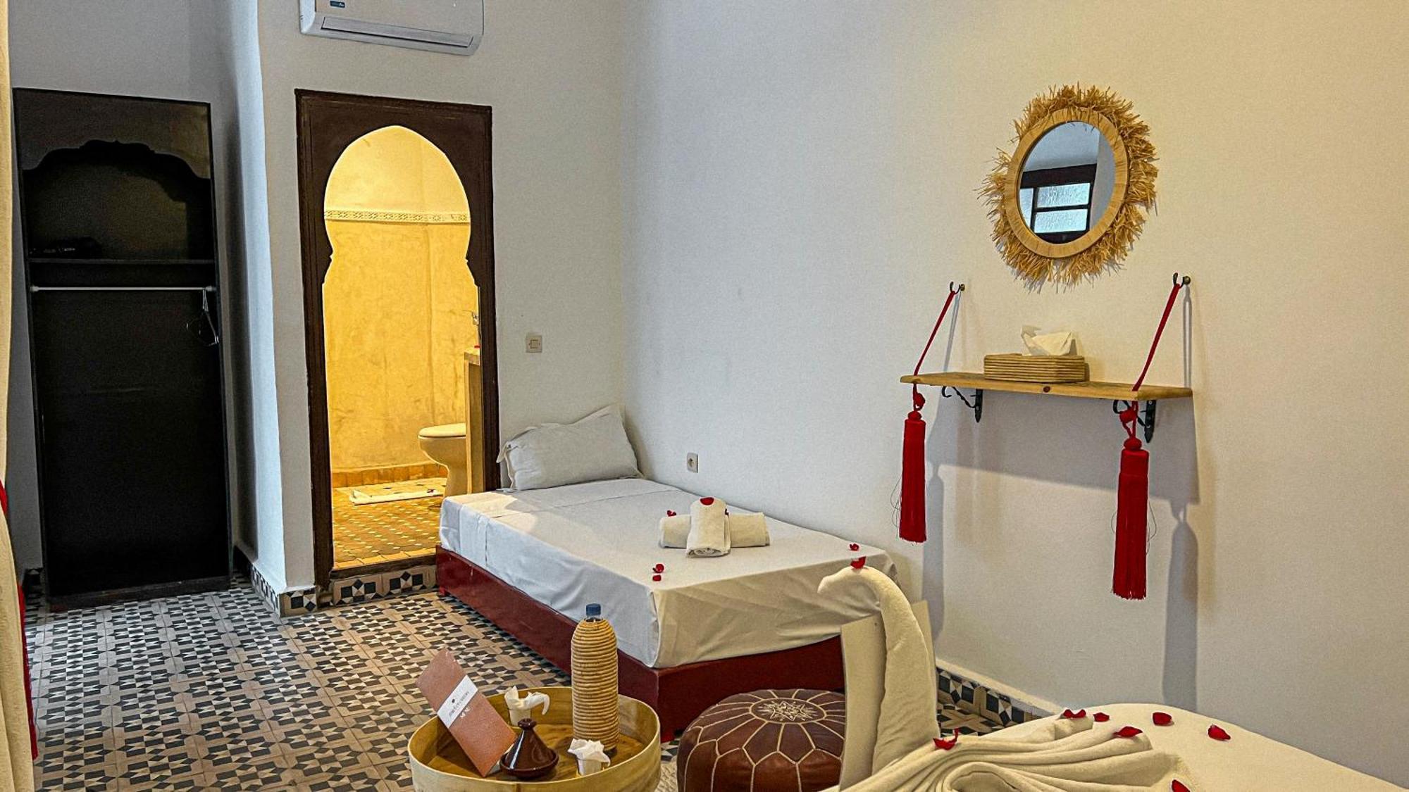 Riad Tzizwit Boutique Hotel & Spa มาร์ราเกช ภายนอก รูปภาพ